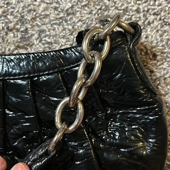 5/$25 Nine West NWOT adorable black and silver shoulder purse - Picture 7 of 7